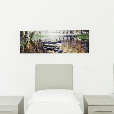 Geraeumige Ferienwohnung In Centro Storico アパート *